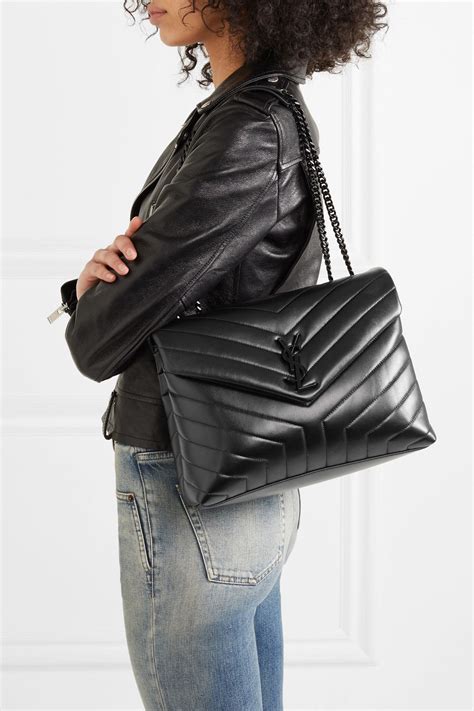 ysl borsa 24 cm|SAINT LAURENT Loulou medium quilted leather shoulder bag.